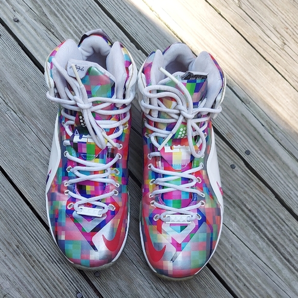 NIKE LEBRON XII MULTI COLOR PRISM
